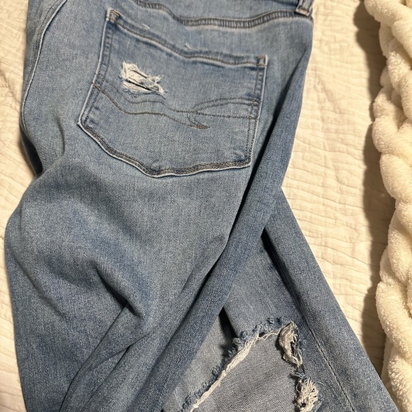 New w tags Judy blues distressed Jeans - Picture 3 of 3